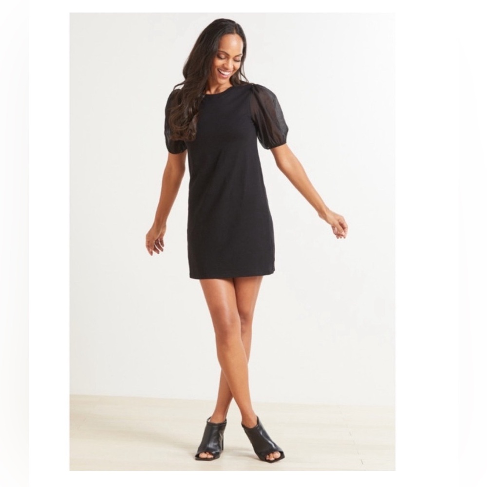 🐼- NWT  Sanctuary Enchanted puff sleeve drs / black / size 
XS
$98.00